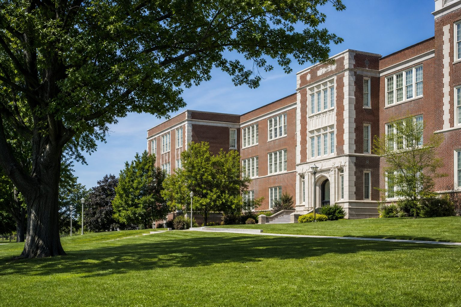 Brick school campus representing schools serving Kirkwood, Missouri