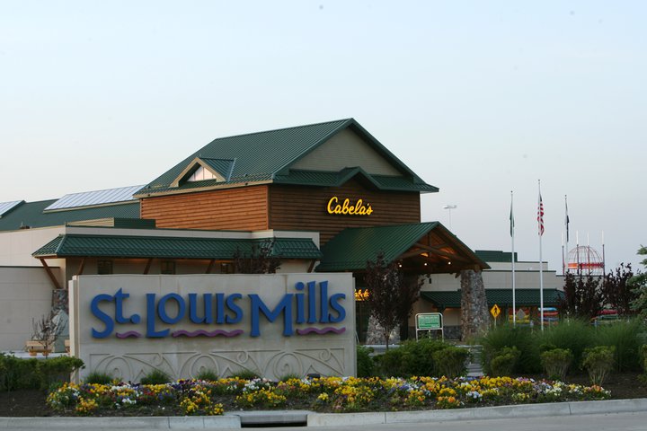 Entrance sign for the St. Louis Outlet Mall (formerly St. Louis Mills) near Hazelwood, Missouri